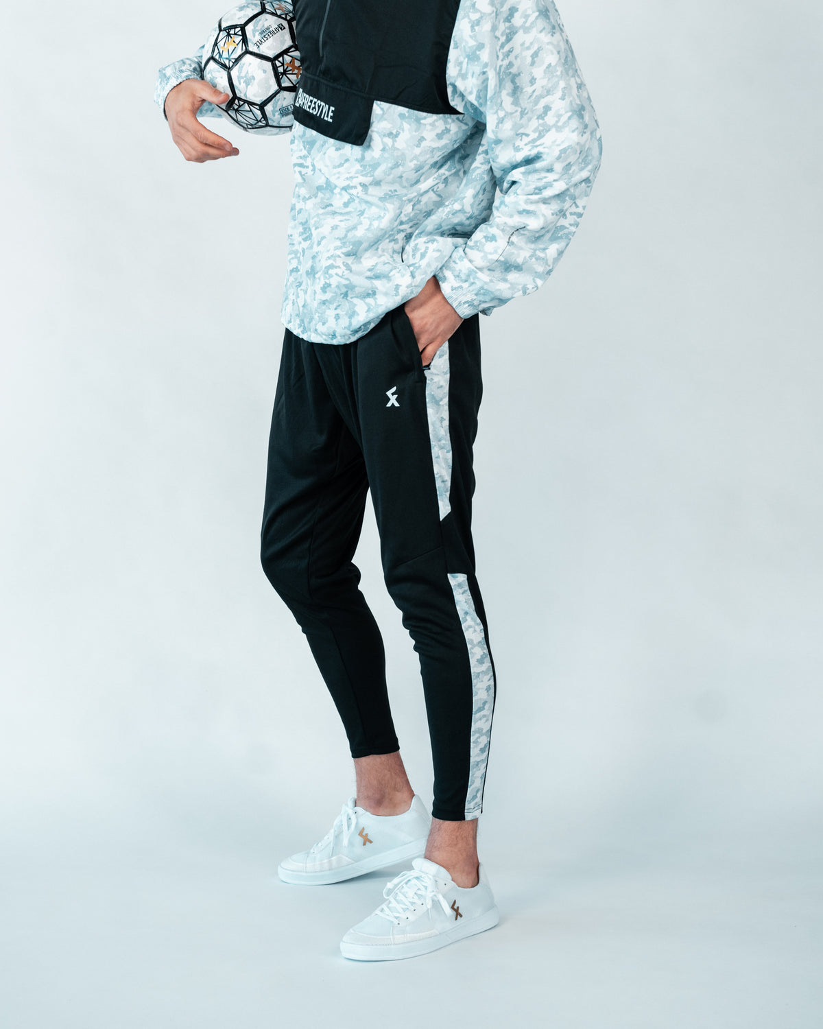 White Noise Camo Pants - EA Sports