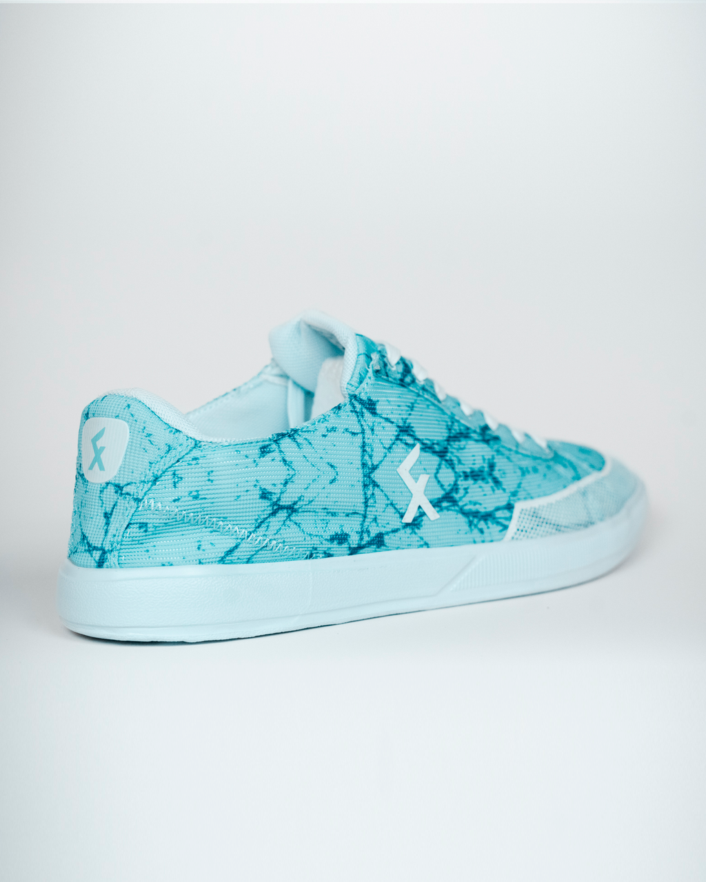 Explore U triksesko – Cracked Ice