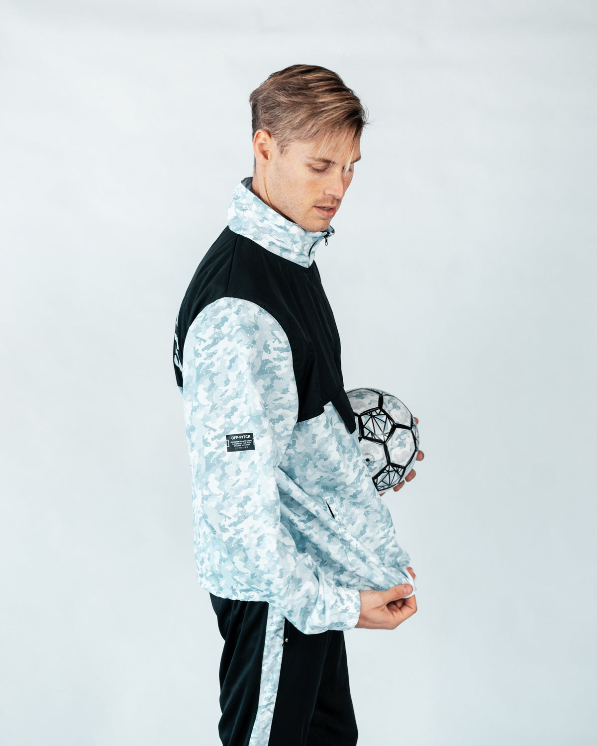 White Noise Camo Windbreaker - EA Sports